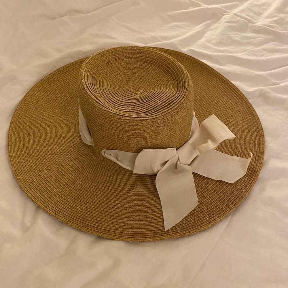 Hat - Picture 3 of 5
